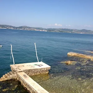 3* Vendégház Laura